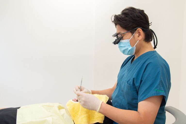 高い診断力と治療技術でむし歯の原因からアプローチ