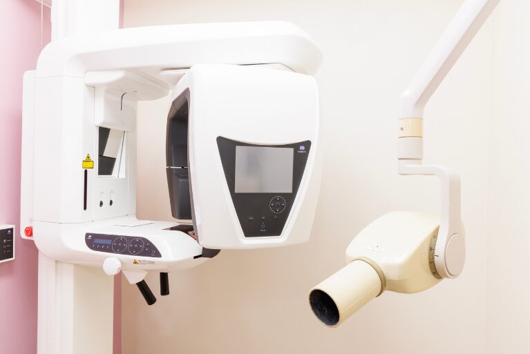 診察・治療に必要な機器も充実